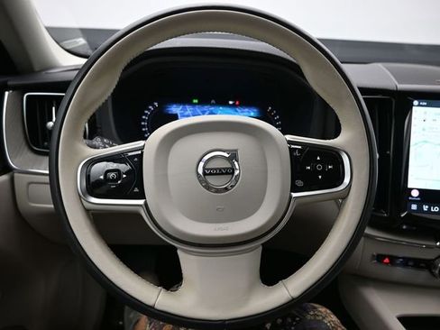Used 2023 Volvo XC60 B5 Ultimate w/ Climate Package image 24