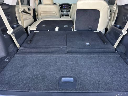 Used 2019 INFINITI QX60 Luxe w/ Essential Package AWD/4WD image 18