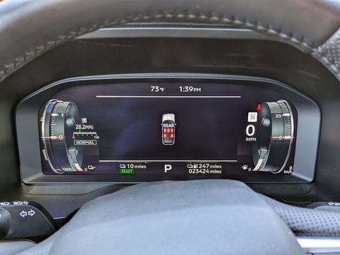 Used 2025 Mitsubishi Outlander SEL AWD/4WD image 29