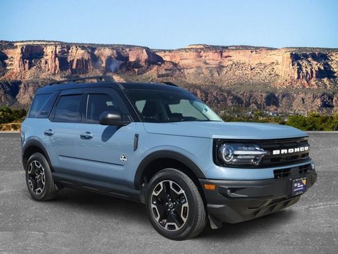 Certified 2024 Ford Bronco Sport Outer Banks w/ Tech Package AWD/4WD image 1