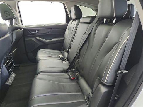Used 2024 Acura MDX SH-AWD w/ Advance Package image 23