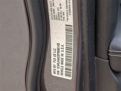 Used 2023 Jeep Grand Cherokee Altitude image 29