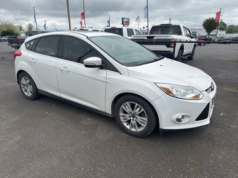 Used 2012 Ford Focus SEL FWD image 7