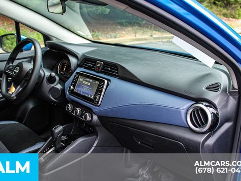Used 2024 Nissan Versa SV FWD image 21