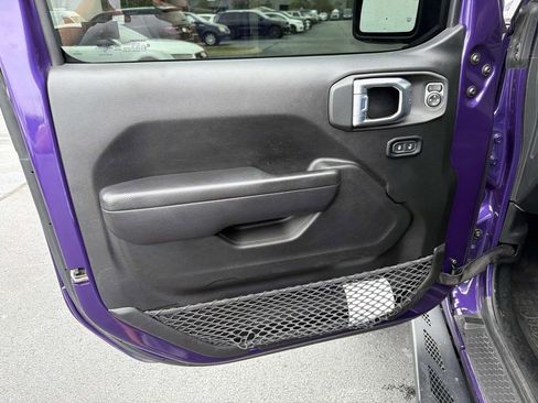 Used 2023 Jeep Wrangler Unlimited Sport AWD/4WD image 19