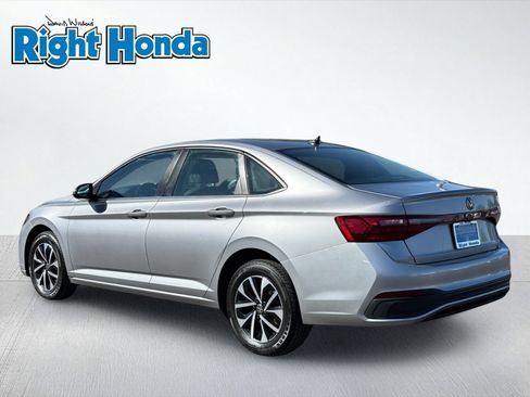 Used 2025 Volkswagen Jetta S FWD image 4