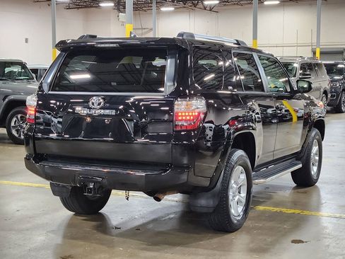 Used 2019 Toyota 4Runner SR5 Premium AWD/4WD image 9