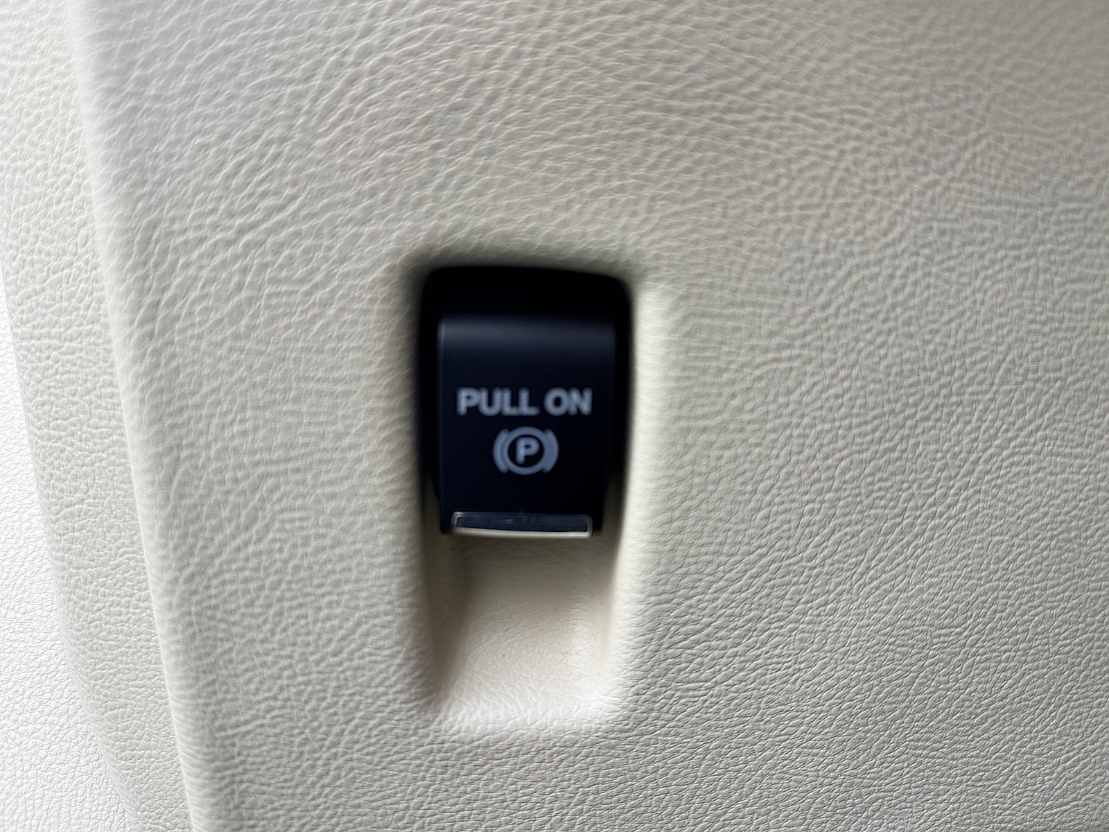 Used 2013 Lincoln MKZ AWD image 21