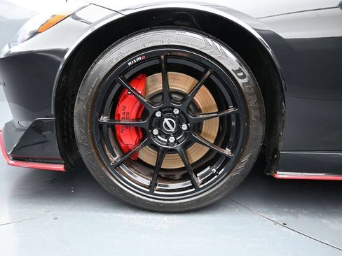 Used 2024 Nissan Z NISMO w/ Floor Mat Package RWD image 28