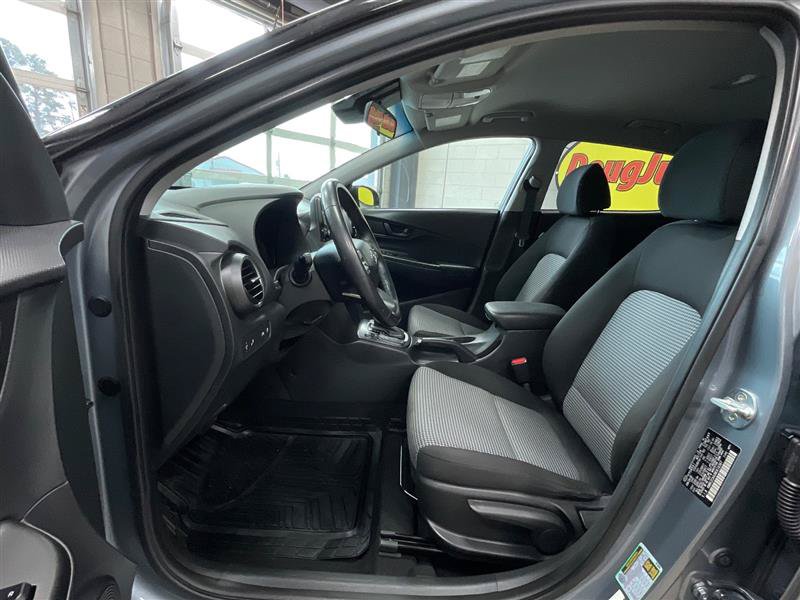 Used 2021 Hyundai Kona SEL AWD/4WD image 11