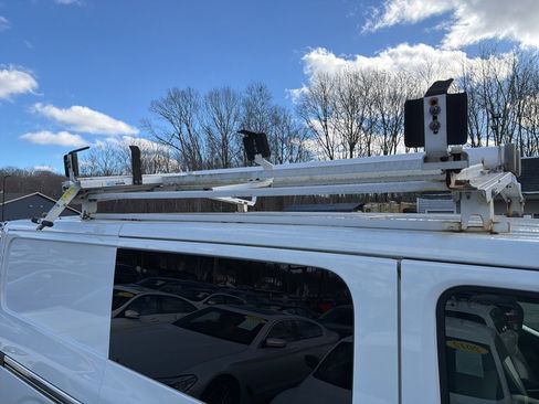 Used 2019 Nissan NV 3500 S image 10