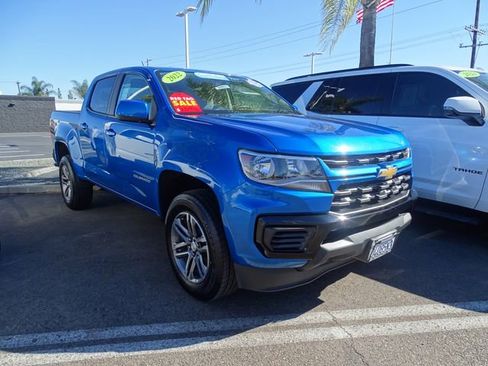 Certified 2022 Chevrolet Colorado W/T w/ Custom Special Edition image 5