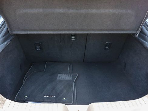 Used 2022 MAZDA MAZDA3 s FWD image 25