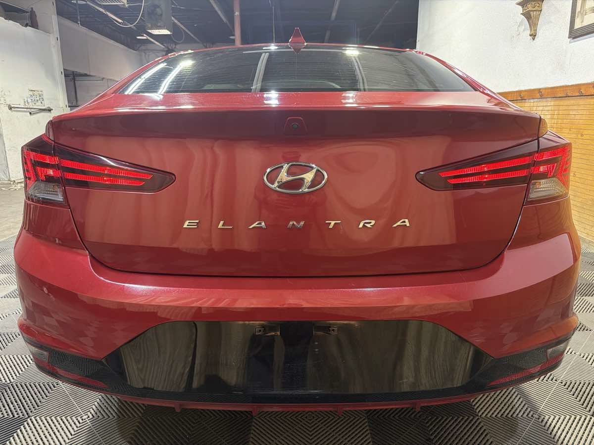 Used 2019 Hyundai Elantra Value Edition FWD image 4