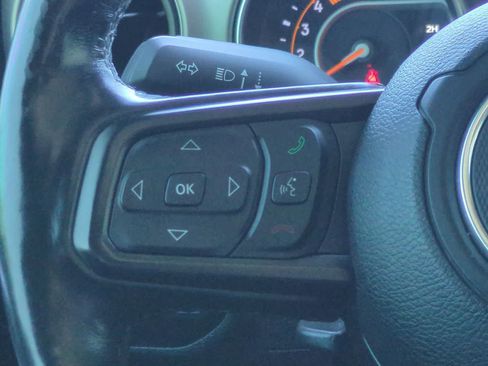Used 2020 Jeep Wrangler Unlimited Sport AWD/4WD image 23