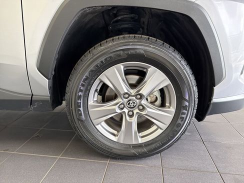 Used 2024 Toyota RAV4 XLE FWD image 50
