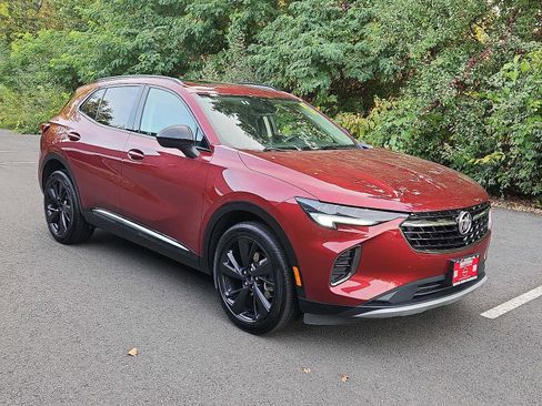 Used 2023 Buick Envision Essence w/ Sport Touring Package image 3