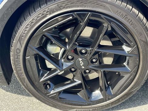 New 2025 Kia K4 GT-Line Turbo image 9