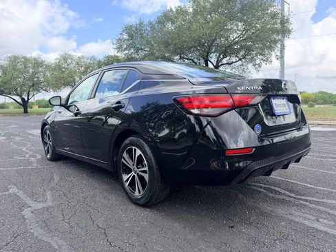 Used 2023 Nissan Sentra SV image 4