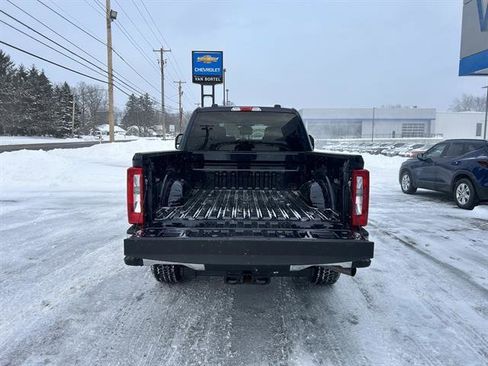 Used 2024 Ford F250 XLT w/ Snow Plow Prep Package image 5