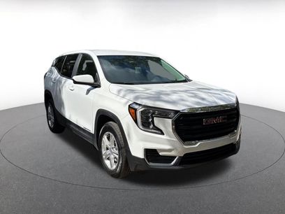 Used 2024 GMC Terrain SLE