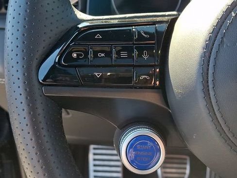 Used 2025 Maserati Grecale Modena AWD/4WD image 21