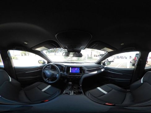 Used 2026 Toyota Camry SE FWD image 42
