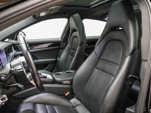 Certified 2018 Porsche Panamera RWD image 5