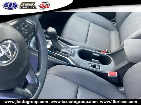 Used 2023 Toyota Corolla LE FWD image 18