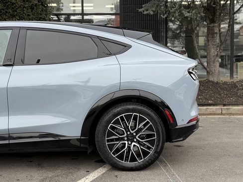 Used 2024 Ford Mustang Mach-E Premium image 11