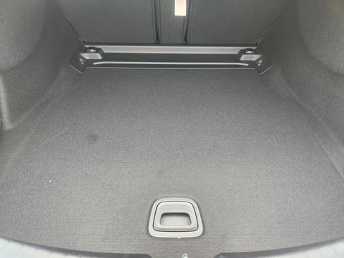 New 2025 Mercedes-Benz CLE 300 4MATIC Coupe image 32