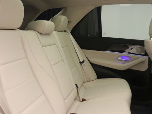 New 2026 Mercedes-Benz GLE 450 GLE 450 image 10