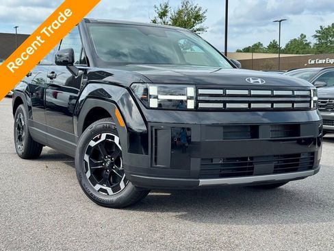 Used 2026 Hyundai Santa Fe SE image 1