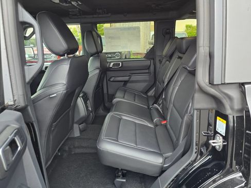 New 2026 Ford Bronco Outer Banks AWD/4WD image 15