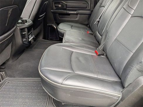 Used 2024 RAM 2500 Limited image 27