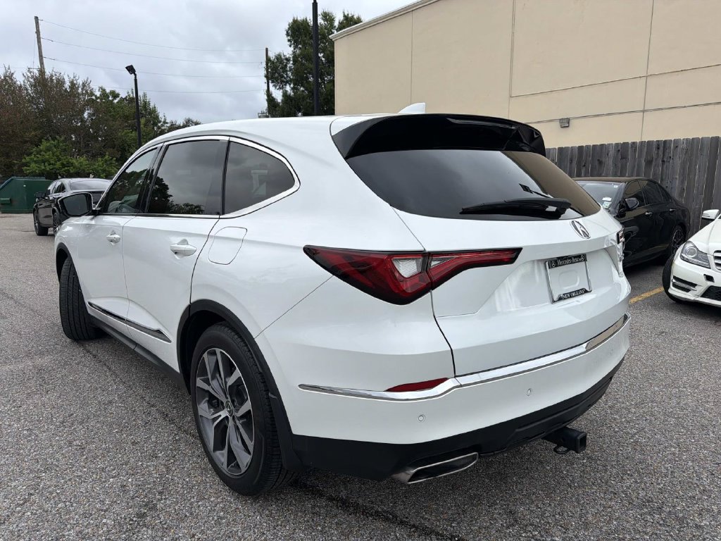 Used 2023 Acura MDX w/ Technology Package FWD image 5