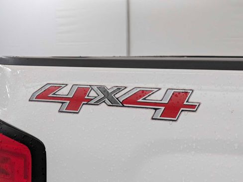 Used 2016 Chevrolet Silverado 2500 LT image 14