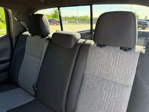 Used 2023 Toyota Tacoma TRD Off-Road w/ Technology Package AWD/4WD image 30