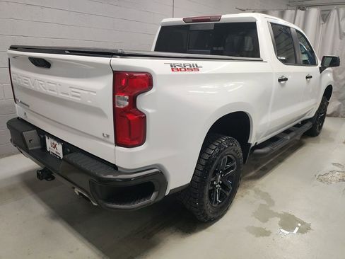 Used 2023 Chevrolet Silverado 1500 LT Trail Boss image 2