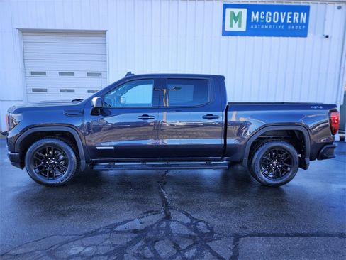Used 2023 GMC Sierra 1500 Elevation image 2