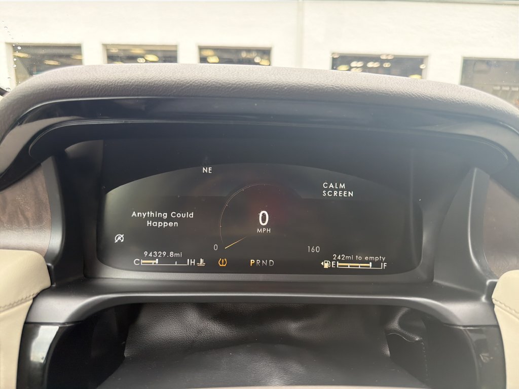 Used 2020 Lincoln Aviator Reserve w/ Equipment Group 202A AWD/4WD image 22