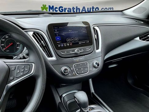 Used 2024 Chevrolet Malibu LT FWD image 9