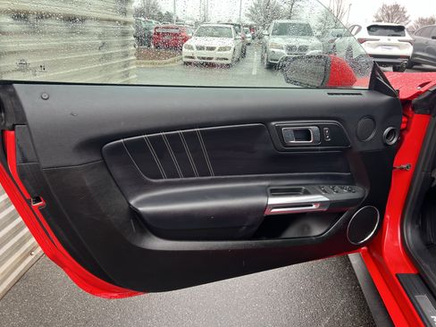Used 2021 Ford Mustang Premium image 15