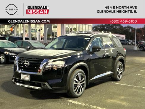 New 2025 Nissan Pathfinder Platinum image 1