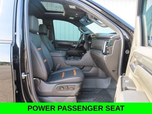 Used 2024 GMC Sierra 2500 AT4 w/ AT4 Premium Plus Package AWD/4WD image 25