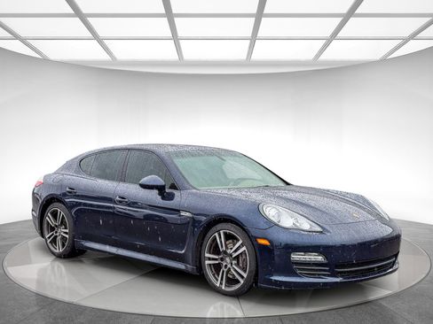Used 2012 Porsche Panamera 4 image 4
