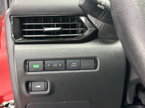 Used 2025 Nissan Sentra SV w/ Trunk Package FWD image 22