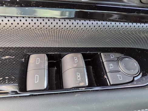 New 2025 GMC Sierra EV Denali image 13