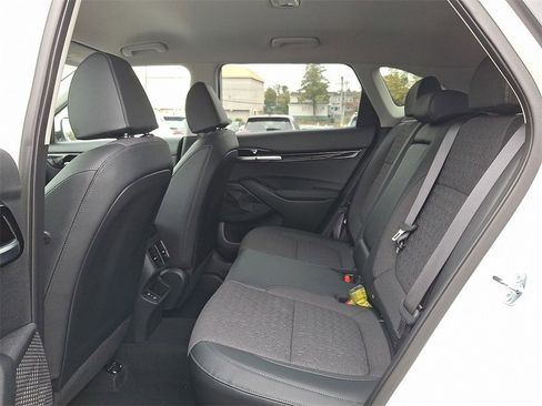 New 2026 Kia Seltos S image 5