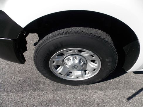 Used 2021 Nissan NV 2500 SV image 19